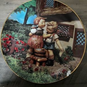 Hummel collectors Plate - Squeaky Clean